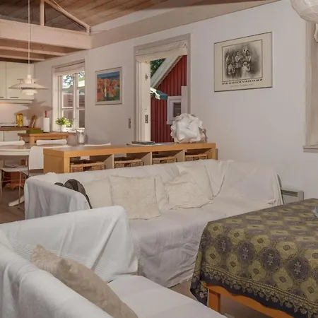 Beautiful In With 3 Bedrooms And Wifi אבלטופט